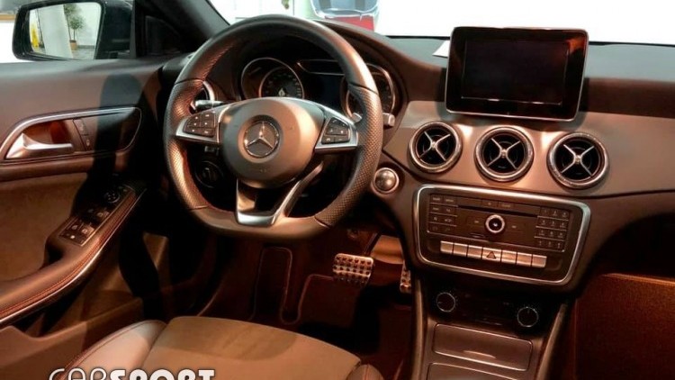 Mercedes-Benz Classe CLA 200 AMG AUTO ST