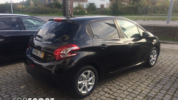 Peugeot 208 1.4 HDi