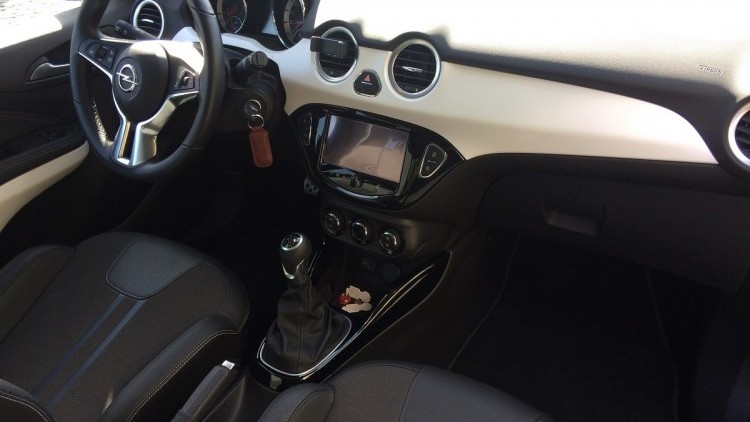Opel Adam 1.0 Turbo 115 CV