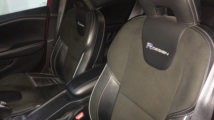 Volvo V40 D2 R-Design Momentum