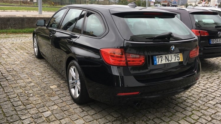 BMW S&eacute;rie 3 - 318 Touring Line Sport