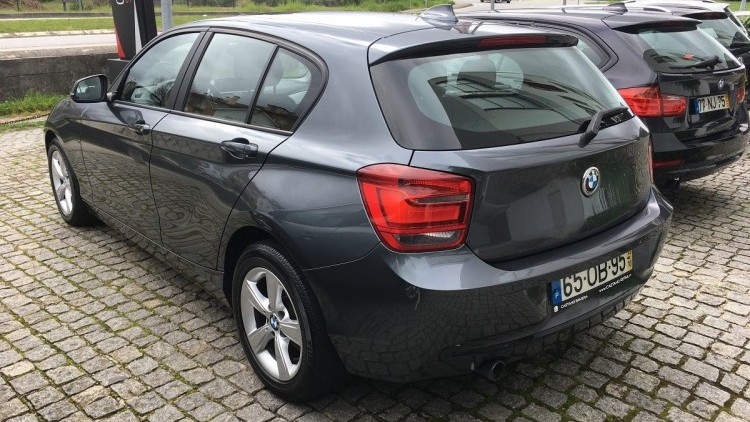 BMW S&eacute;rie 1 - 116 2.0 Line Sport