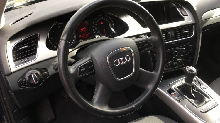 Audi A4 Avant 2.0 TDI Advance