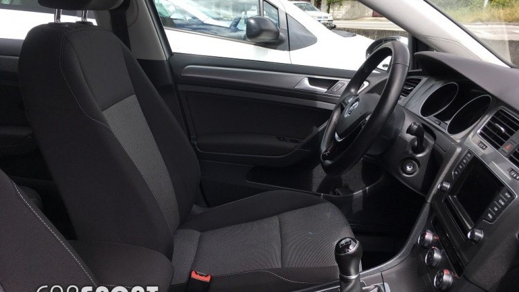 Volkswagen Golf VII TDI 110 CV