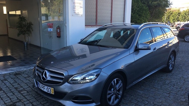 Mercedes-Benz Classe E 220 Avangard Auto G-Tronic 9 V