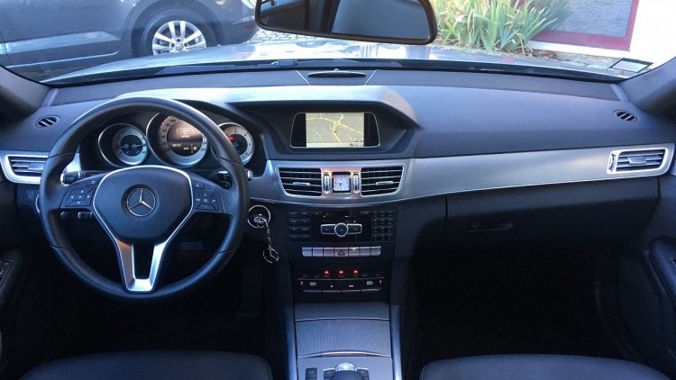 Mercedes-Benz Classe E 220 Avangard Auto G-Tronic 9 V