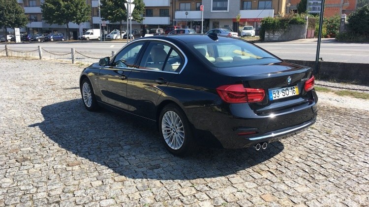BMW S&eacute;rie 3 - 320 320d Line Luxury AUTO 190CV