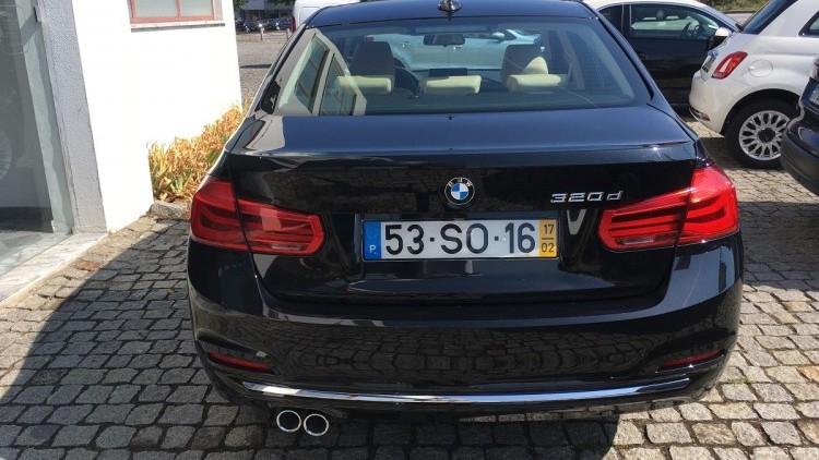 BMW S&eacute;rie 3 - 320 320d Line Luxury AUTO 190CV