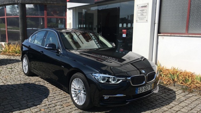BMW S&eacute;rie 3 - 320 320d Line Luxury AUTO 190CV