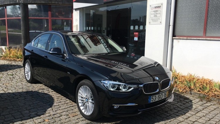 BMW S&eacute;rie 3 - 320 320d Line Luxury AUTO 190CV