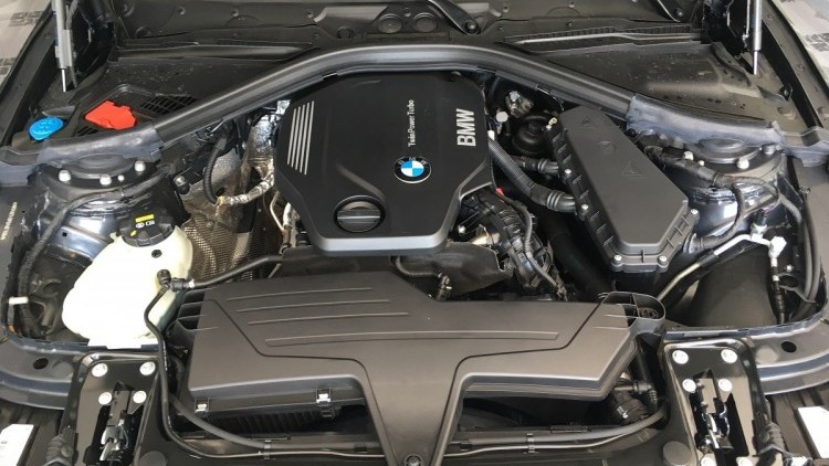 BMW S&eacute;rie 3 - 320 320d Line Luxury AUTO 190CV