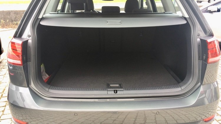 Volkswagen Golf Variant VII TDI 115 CV