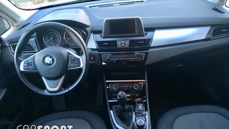 BMW S&eacute;rie 2 - 218 2016d