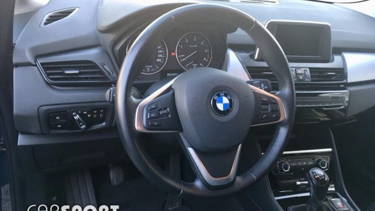 BMW S&eacute;rie 2 - 218 2016d