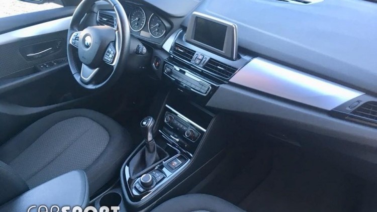 BMW S&eacute;rie 2 - 218 2016d