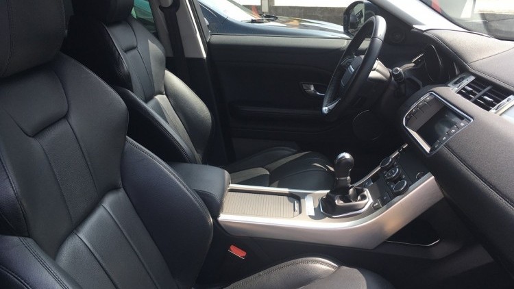 Land Rover Evoque 2.0d SE