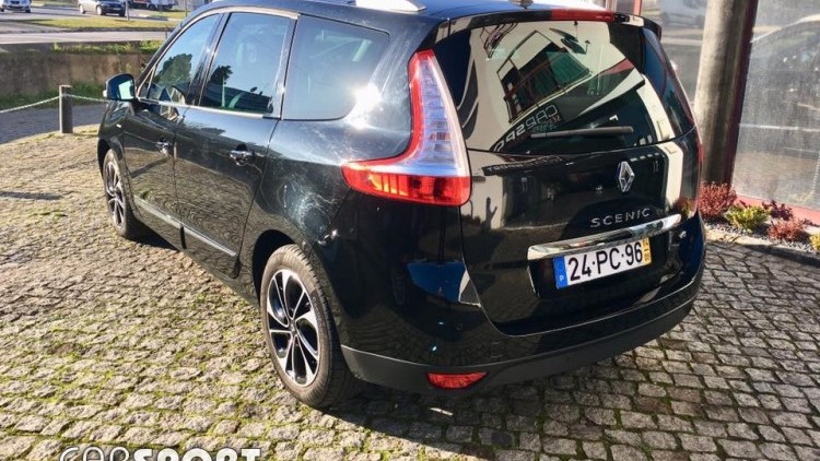 Renault Grand Sc&eacute;nic DCI EDC