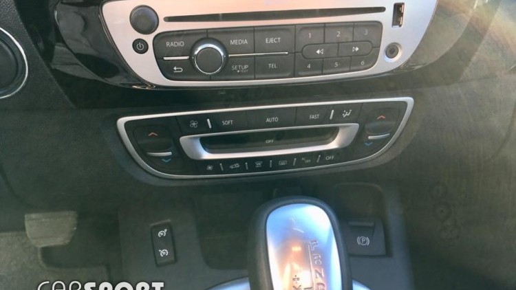 Renault Grand Sc&eacute;nic DCI EDC