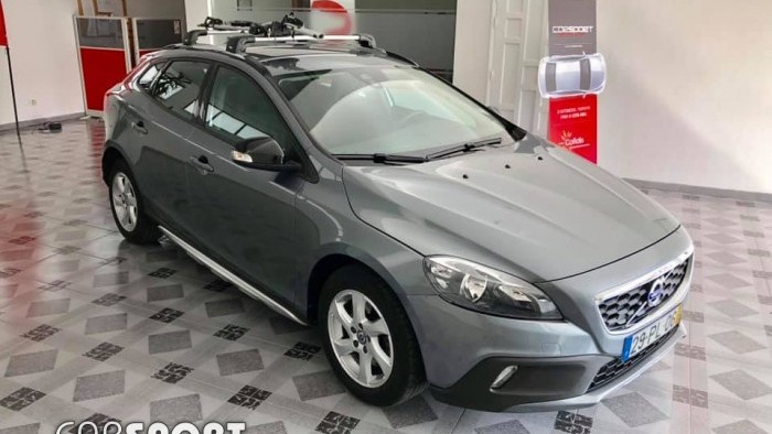 Volvo V40 Cross Country D2