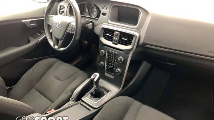 Volvo V40 Cross Country D2