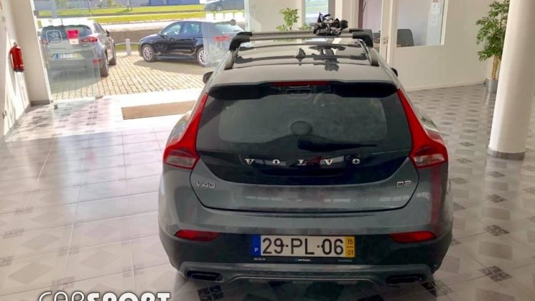 Volvo V40 Cross Country D2