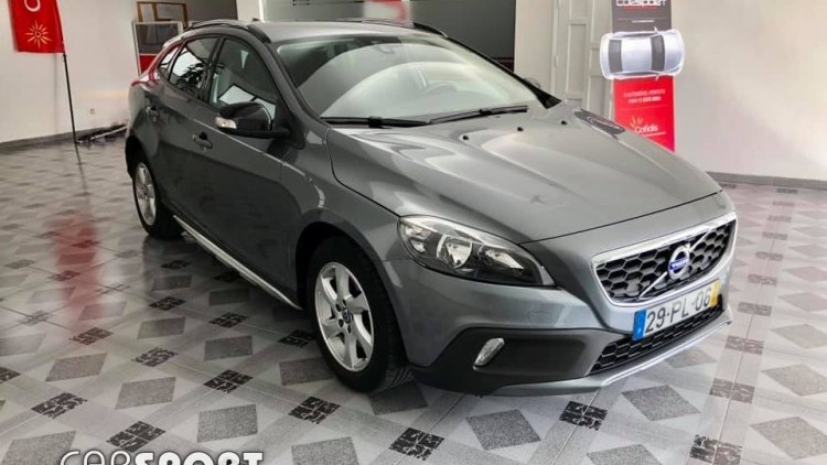 Volvo V40 Cross Country D2