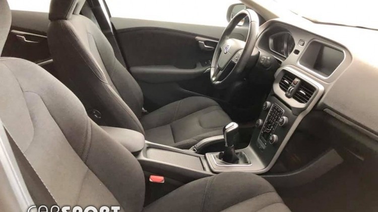 Volvo V40 Cross Country D2