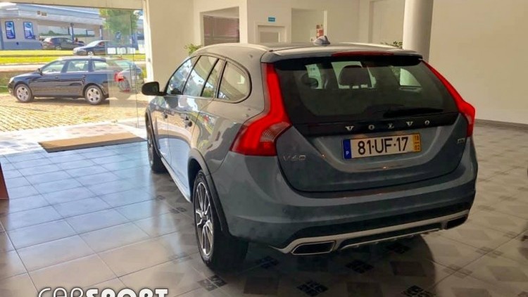 Volvo V60 D3 Cross Country