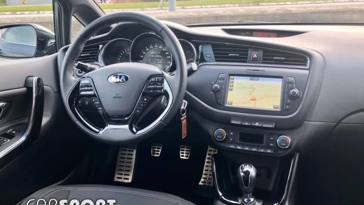 Kia Ceed 1.0 TURBO 120 CV GT LINE