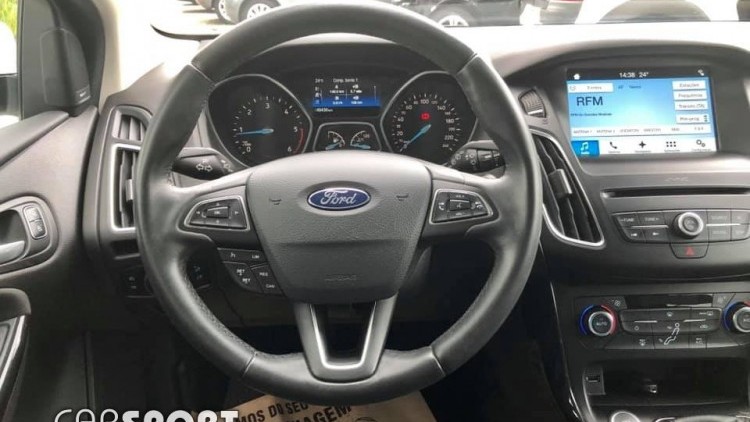 Ford Focus SW Titanium 120 CV GPS