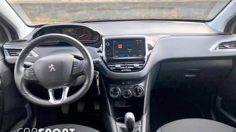 Peugeot 208 1.6 HDI Style