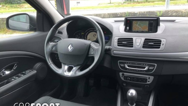 Renault M&eacute;gane Sport Tourer DCI Limited 110CV