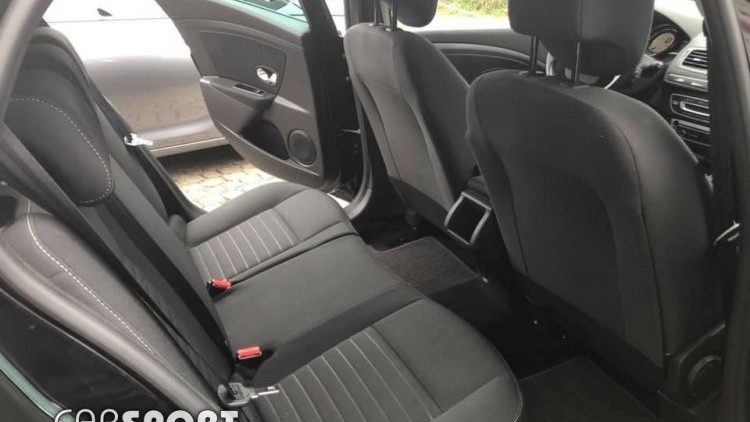 Renault M&eacute;gane Sport Tourer DCI Limited 110CV