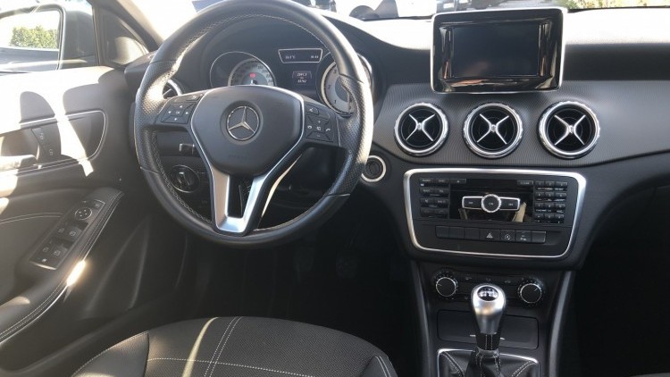 Mercedes-Benz Classe GLA 200 180 URBAN
