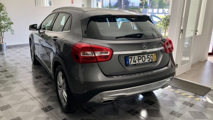 Mercedes-Benz Classe GLA 200 180 URBAN
