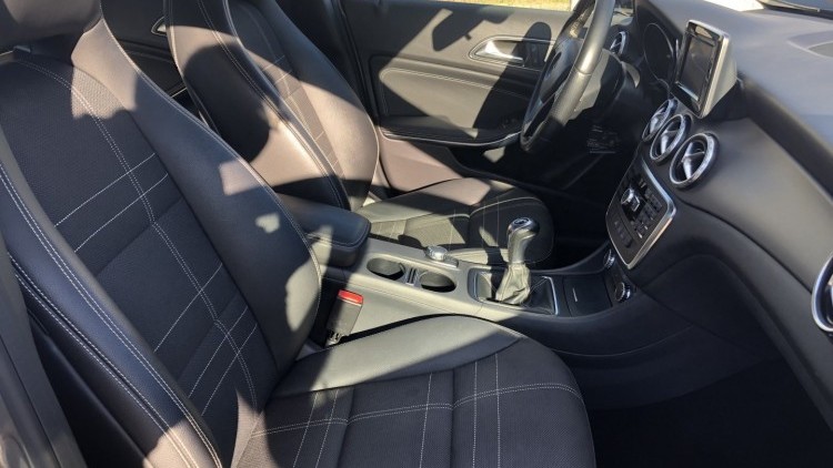 Mercedes-Benz Classe GLA 200 180 URBAN