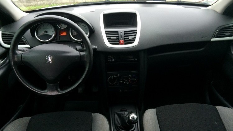 Peugeot 207 OPEN 1.4