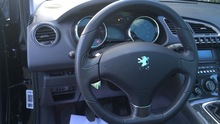 Peugeot 3008 HDI Sport 112CV