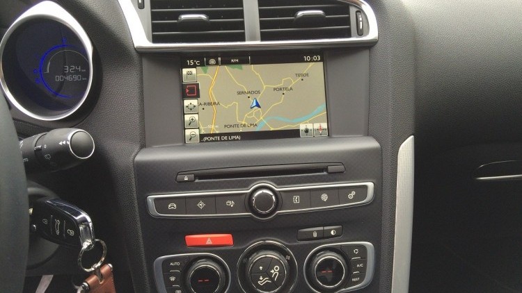 Citro&euml;n DS4 1.6 HDI 120CV SO CHIC