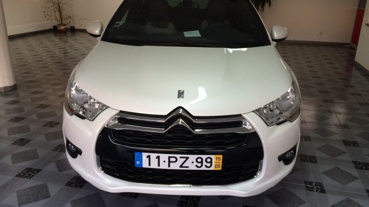 Citro&euml;n DS4 1.6 HDI 120CV SO CHIC