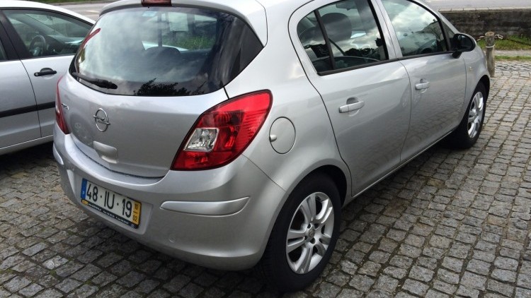 Opel Corsa 1.2 ENJOY