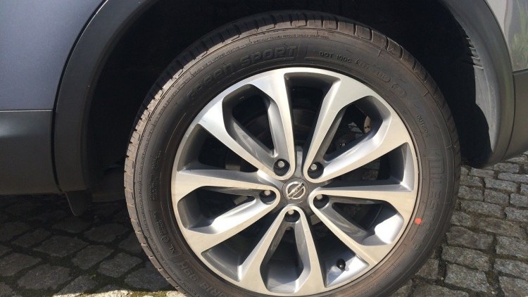 Nissan Qashqai Tekna Sport 18