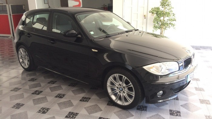 BMW S&eacute;rie 1 - 120 120 d