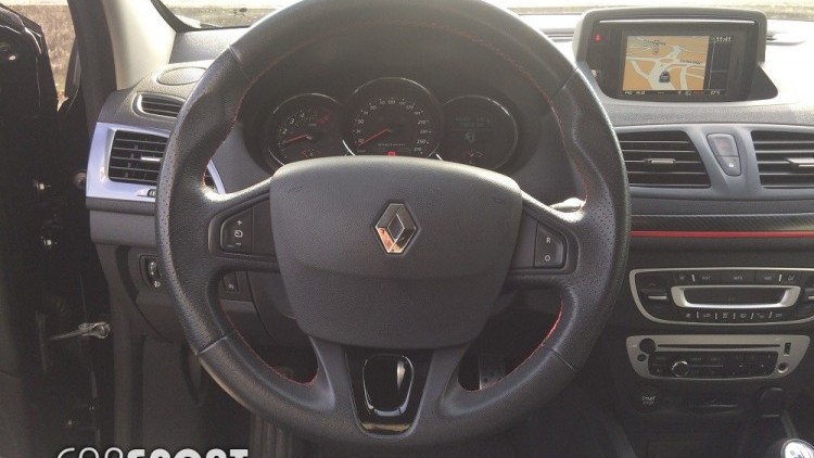 Renault M&eacute;gane Sport Tourer GTLine DCI 110 CV